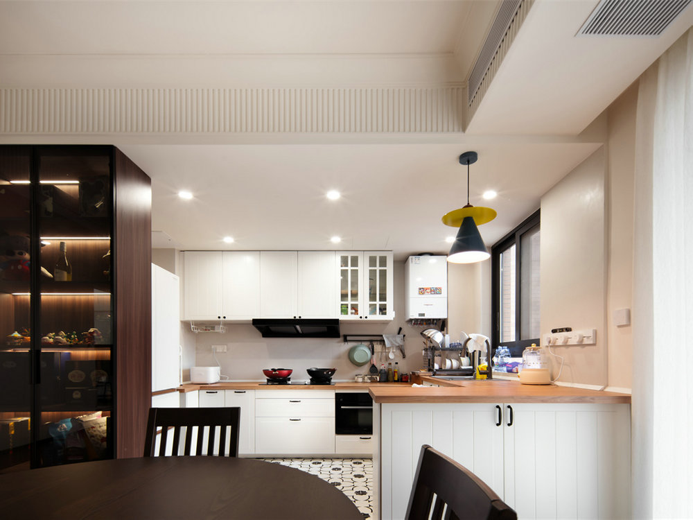 三和光谷道121平包豪斯混搭風(fēng)格裝修效果圖