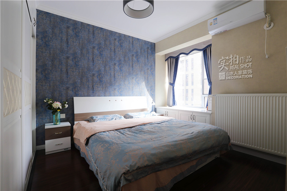 保利時(shí)代現(xiàn)代簡約風(fēng)格裝修效果圖