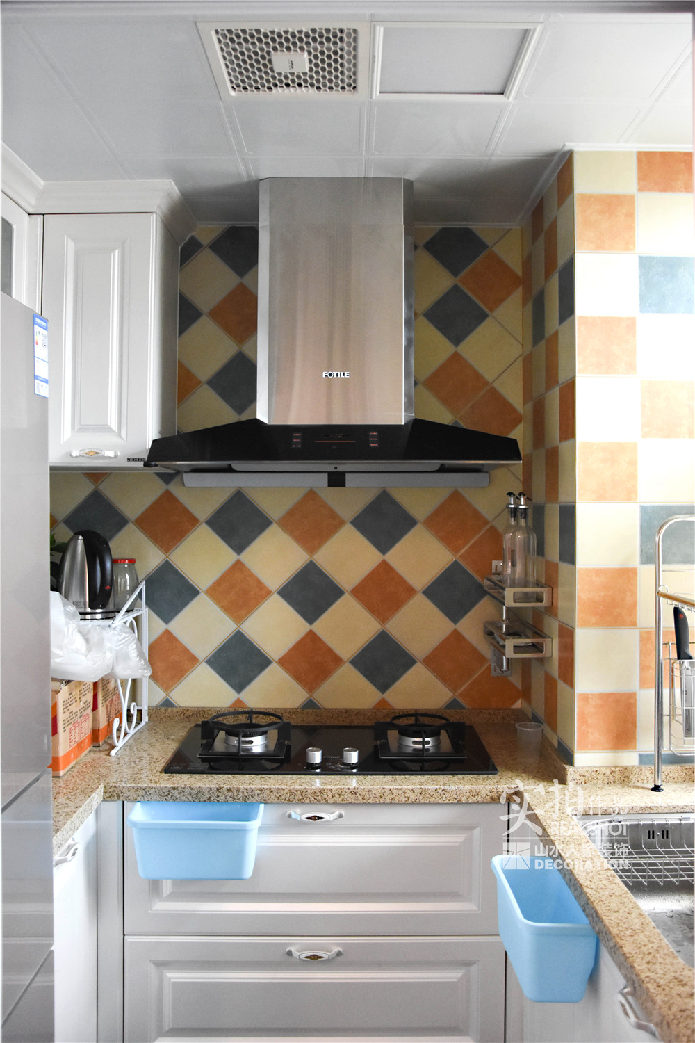 百步亭現(xiàn)代城簡美風(fēng)格裝修效果圖