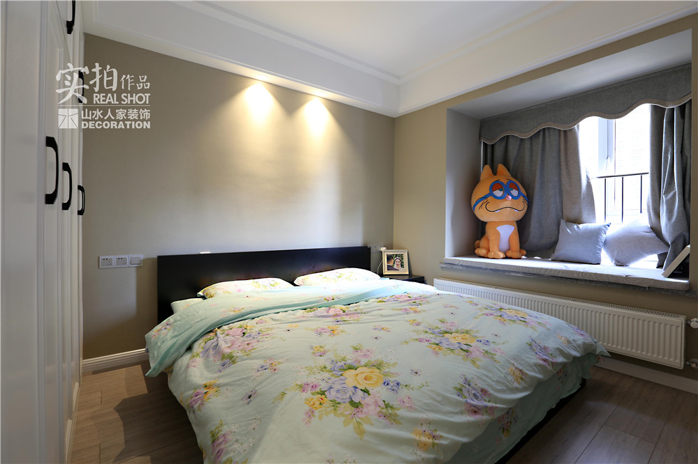 綠地香樹花城現(xiàn)代簡(jiǎn)約風(fēng)格裝修效果圖