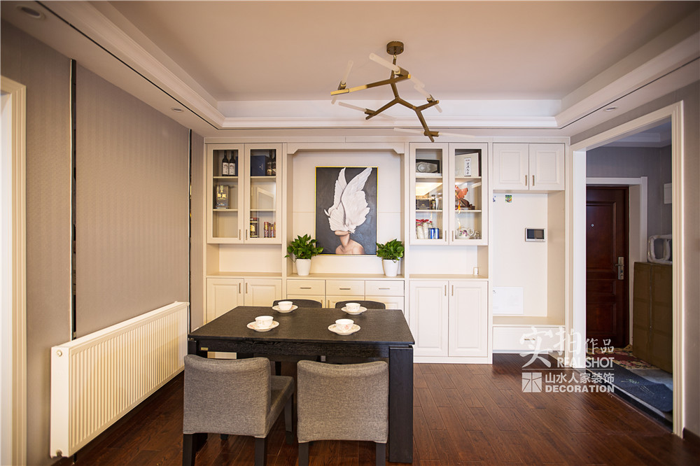 融僑城現(xiàn)代簡約風(fēng)格裝修效果