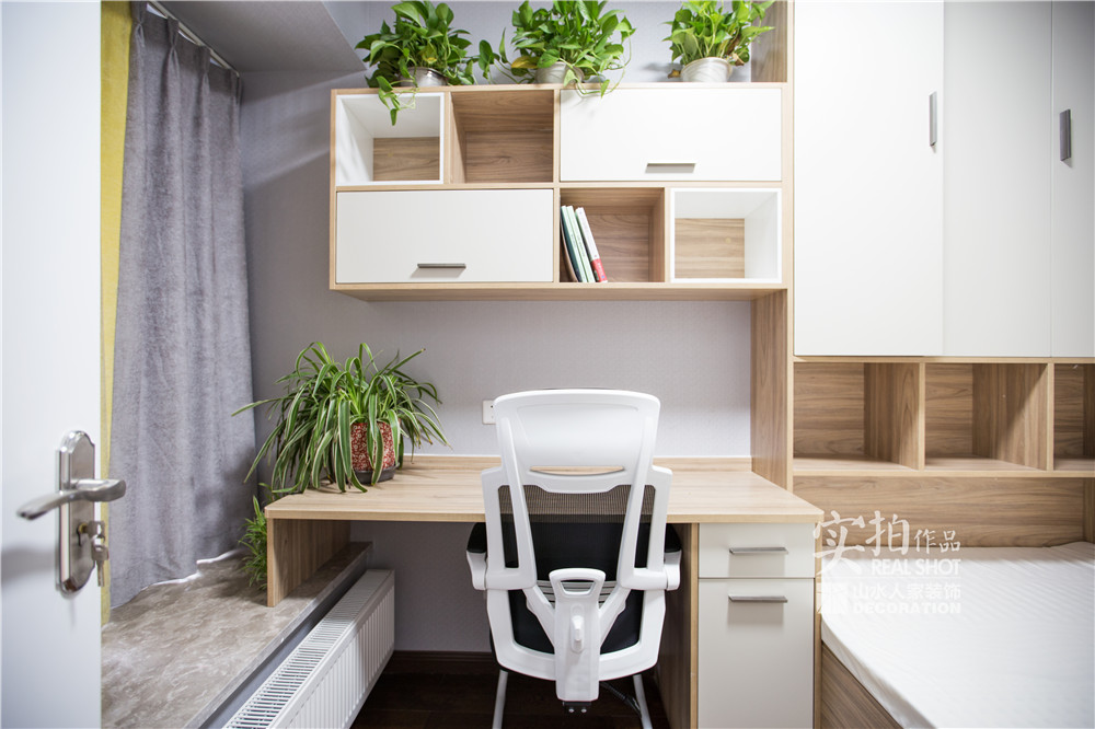 融僑城現(xiàn)代簡約風(fēng)格裝修效果