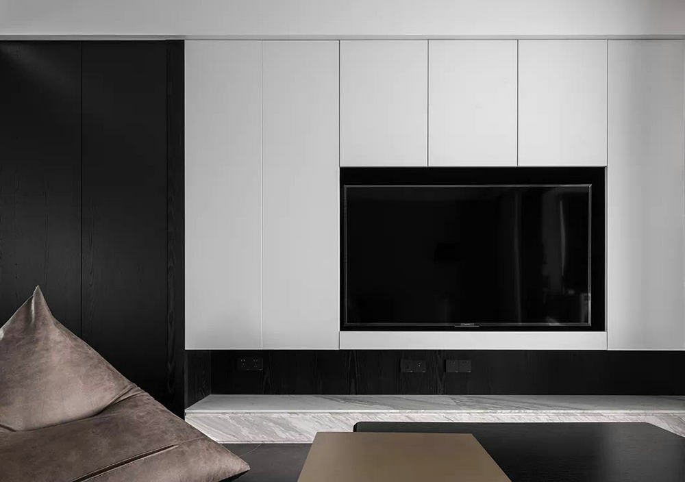 綠地公館118平現(xiàn)代黑白灰裝修效果圖 綠地公館118平現(xiàn)代黑白灰裝修效果圖