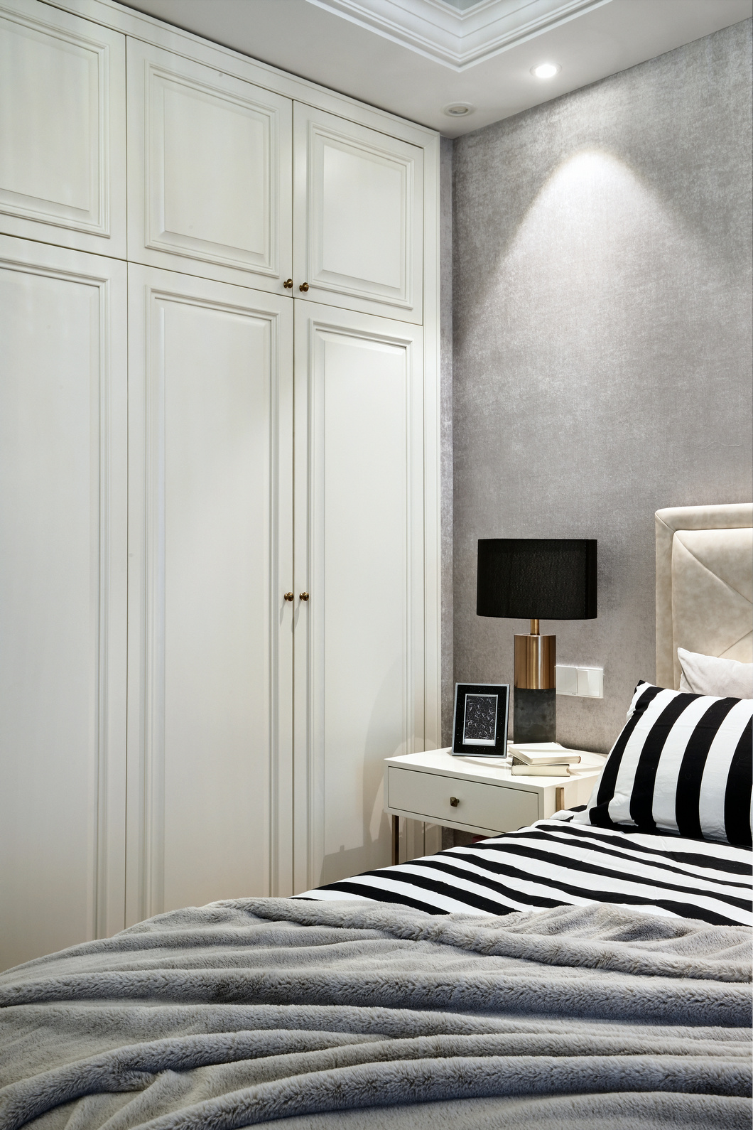 雅居樂花園別墅法式輕奢風格裝修效果圖