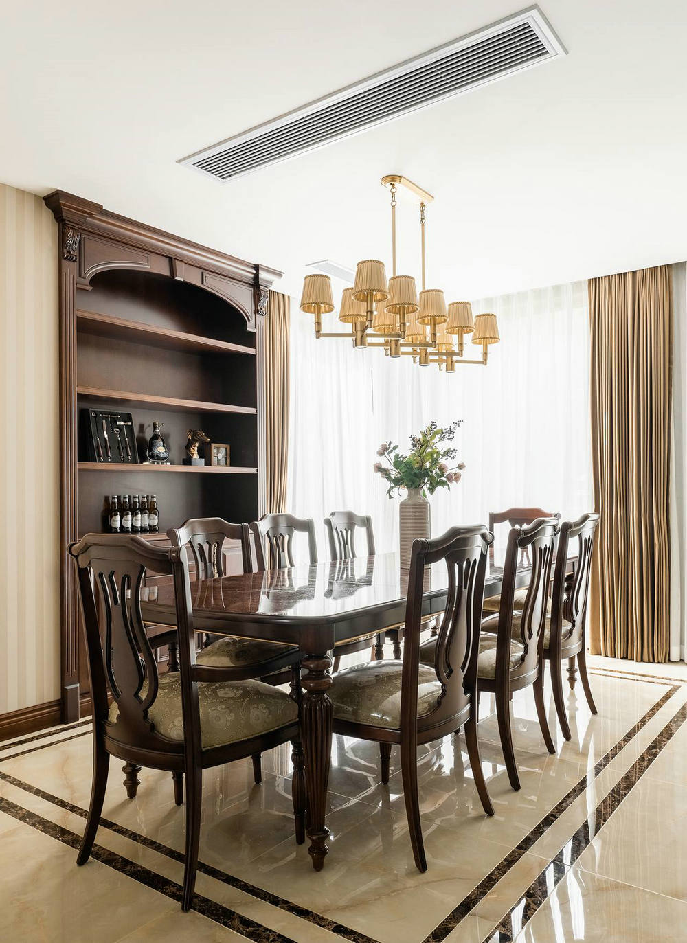 武漢琨御府168平美式風(fēng)格裝修效果圖 武漢琨御府168平美式風(fēng)格裝修效果圖