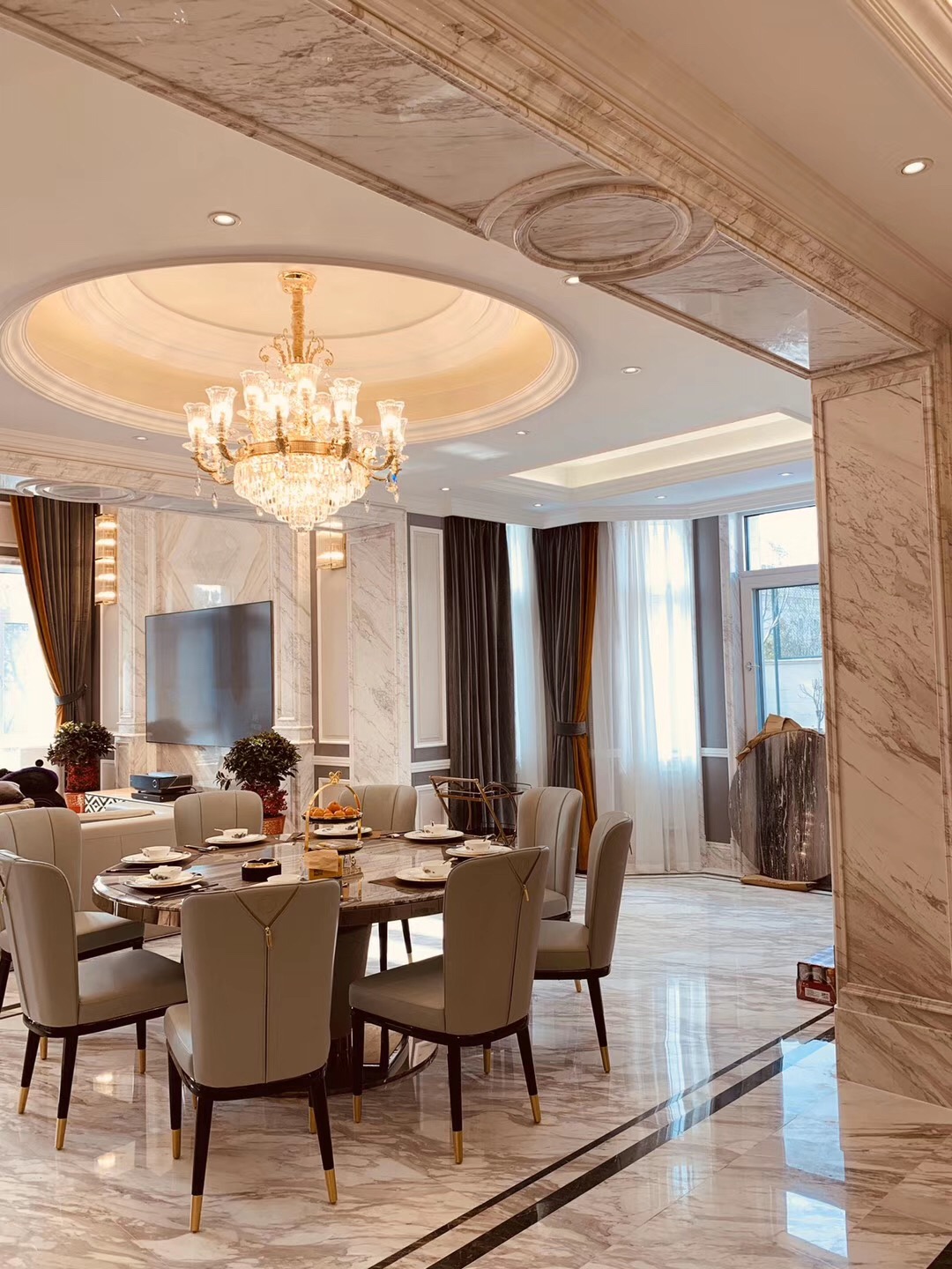 世貿(mào)龍灣別墅美式輕奢風(fēng)格裝修效果圖 世貿(mào)龍灣別墅美式輕奢風(fēng)格裝修效果圖