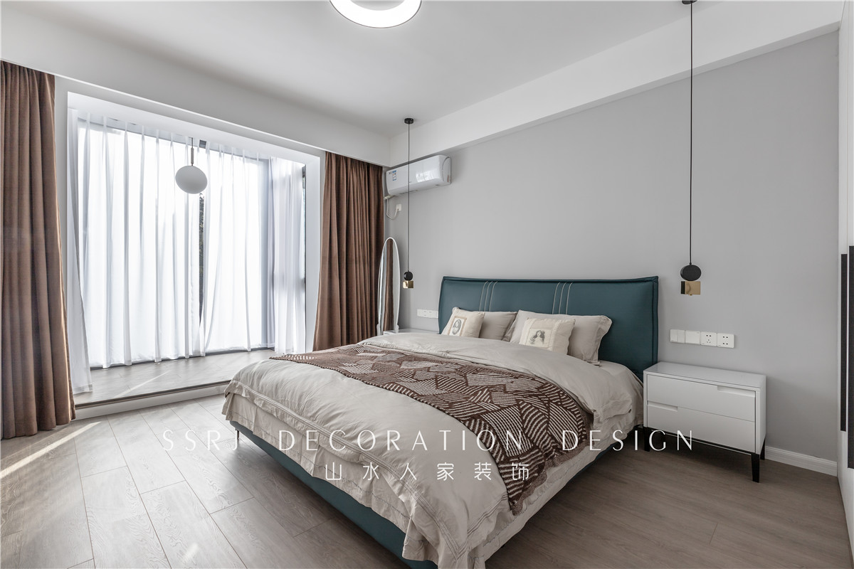 順馳泊林現(xiàn)代簡(jiǎn)約風(fēng)格裝修效果圖