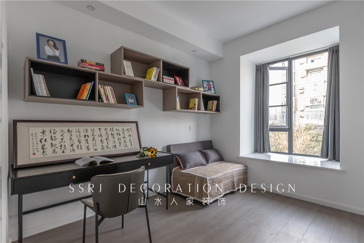 順馳泊林現(xiàn)代簡(jiǎn)約風(fēng)格裝修效果圖