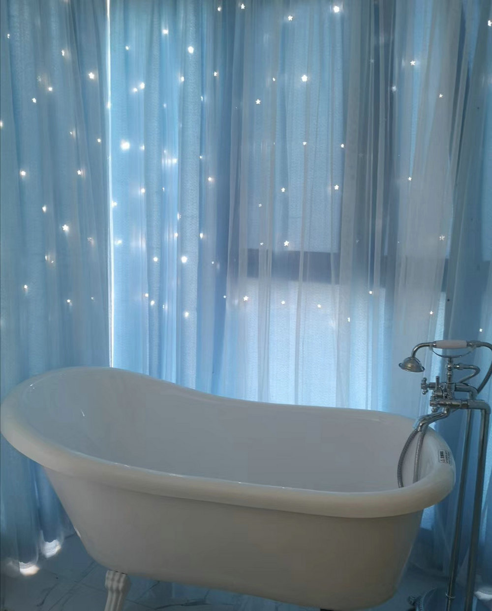 華星融城現(xiàn)代風格裝修效果圖