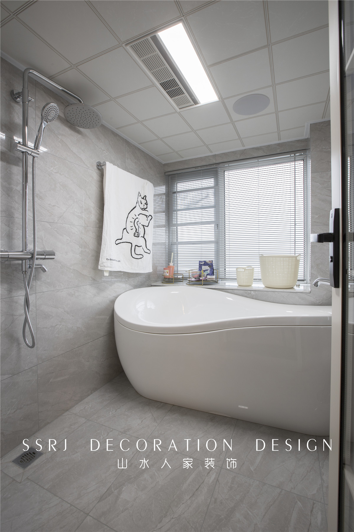 金珠港灣122平復(fù)式樓簡美風(fēng)格裝修效果圖